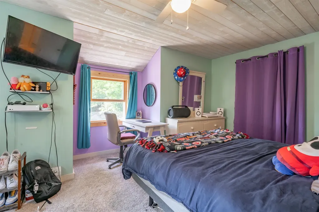 28 Birchwood Drive Weare NH 03281