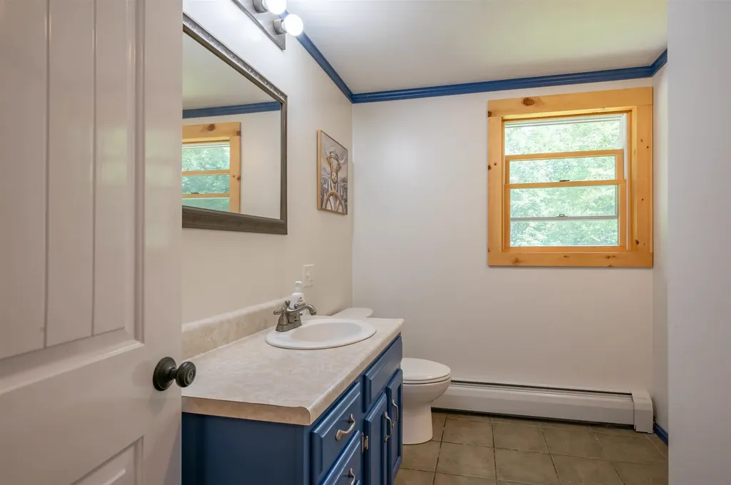 28 Birchwood Drive Weare NH 03281