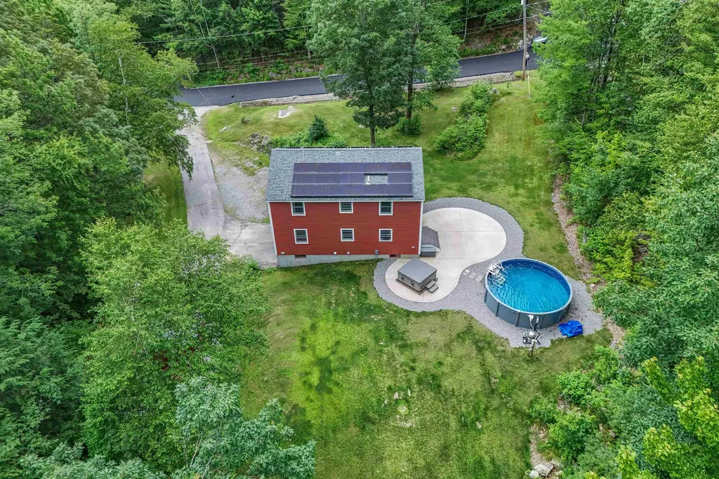 28 Birchwood Drive Weare NH 03281