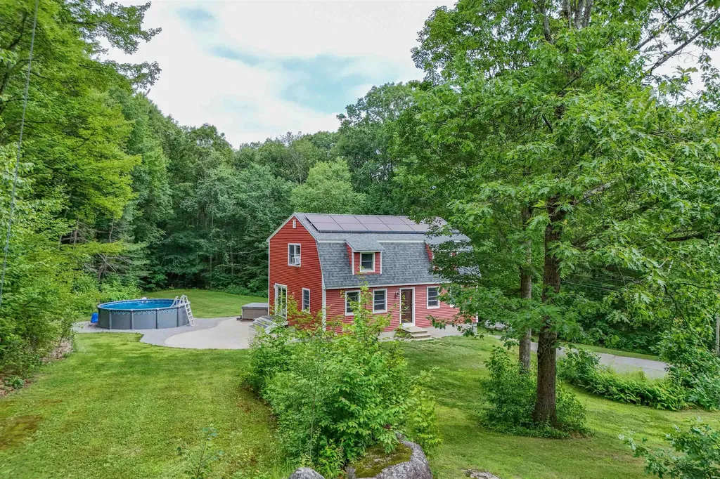 28 Birchwood Drive Weare NH 03281