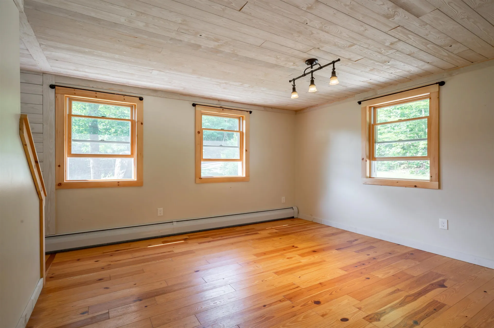 28 Birchwood Drive Weare NH 03281