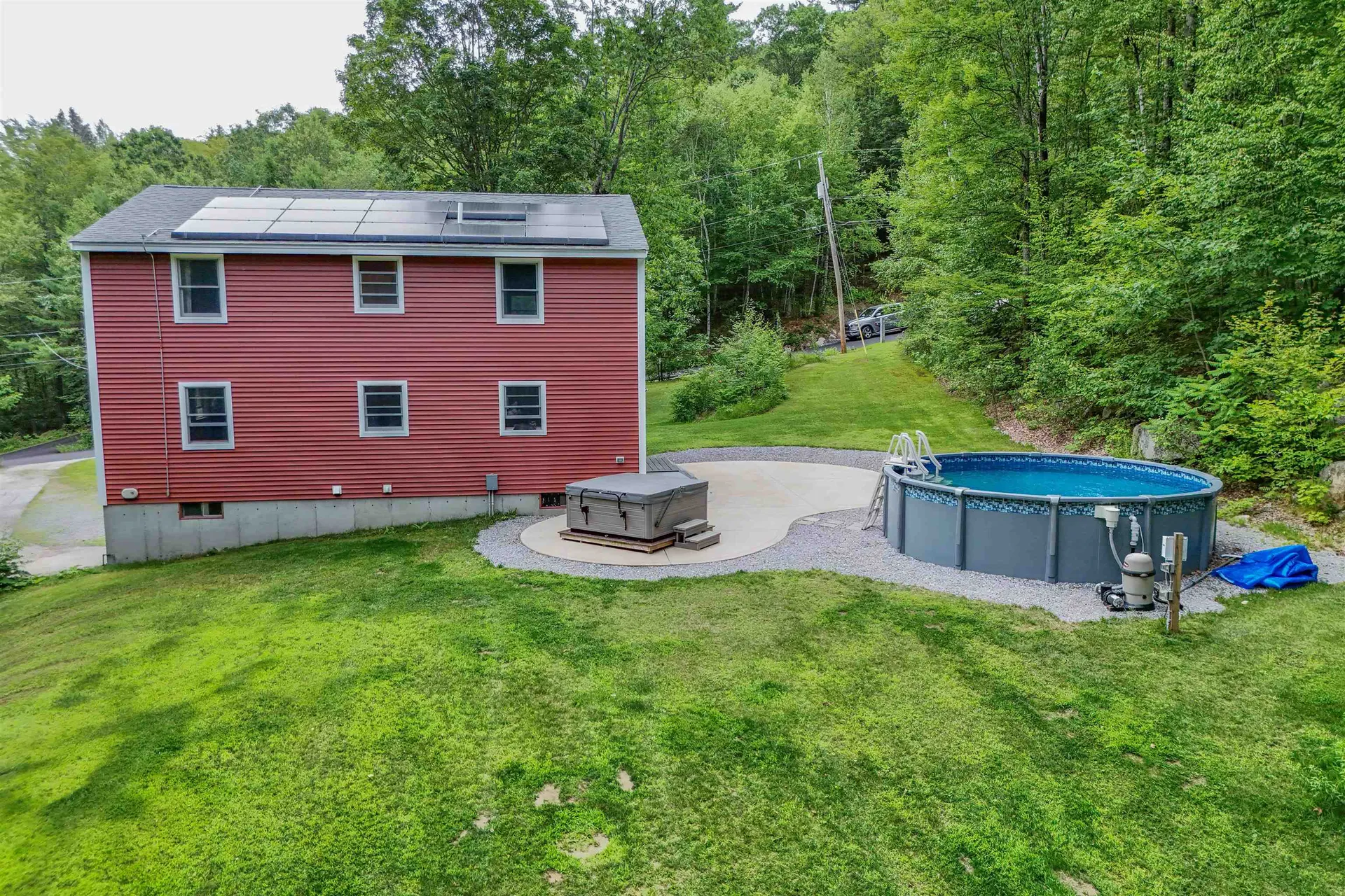 28 Birchwood Drive Weare NH 03281