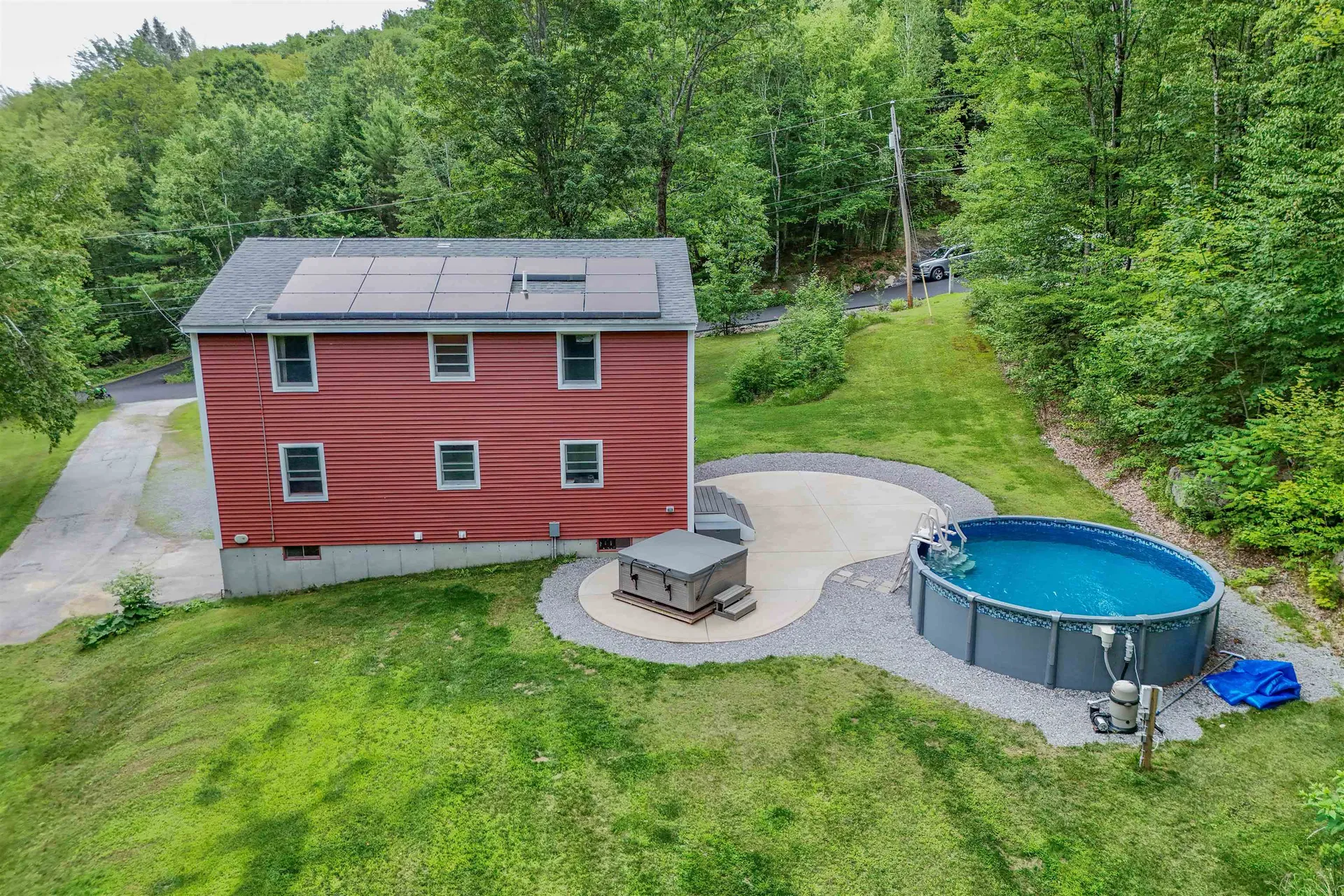 28 Birchwood Drive Weare NH 03281