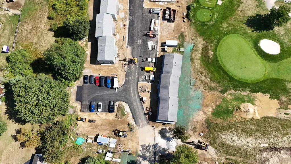 13 Birdie Grove Rochester NH 03839