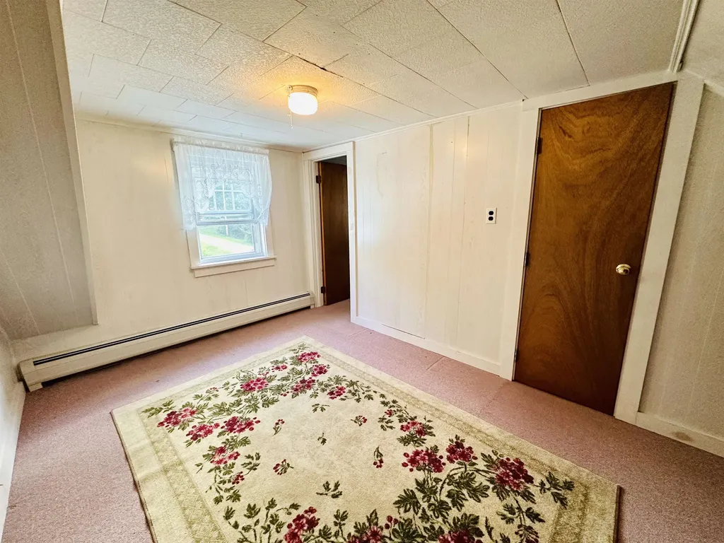 328 Corbin Road Newport NH 03773