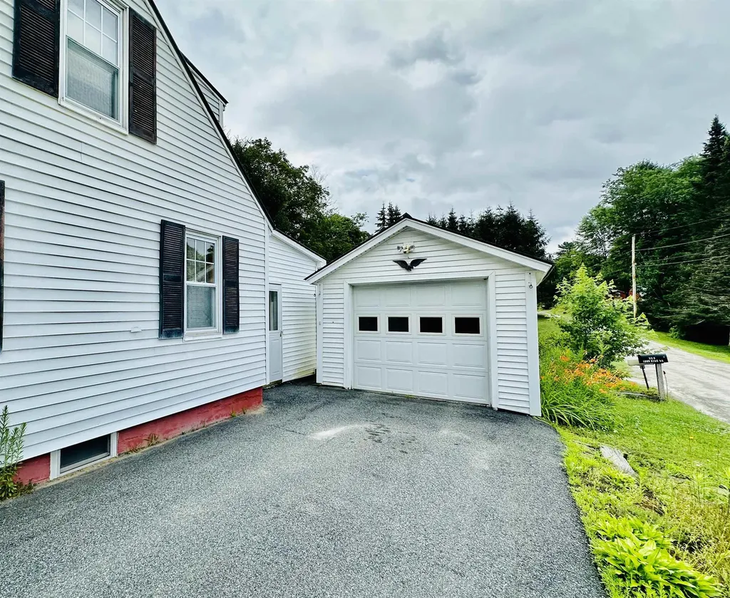 328 Corbin Road Newport NH 03773