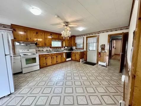 328 Corbin Road Newport NH 03773