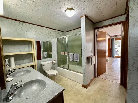 328 Corbin Road Newport NH 03773