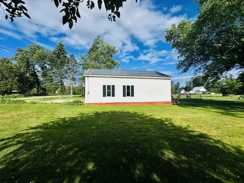 328 Corbin Road Newport NH 03773