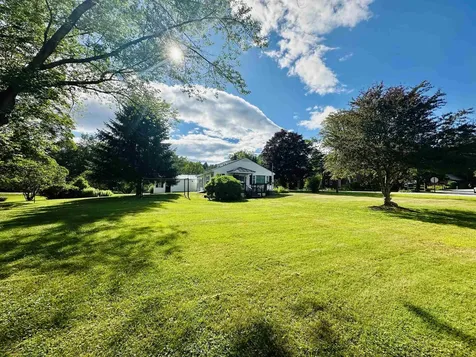 328 Corbin Road Newport NH 03773