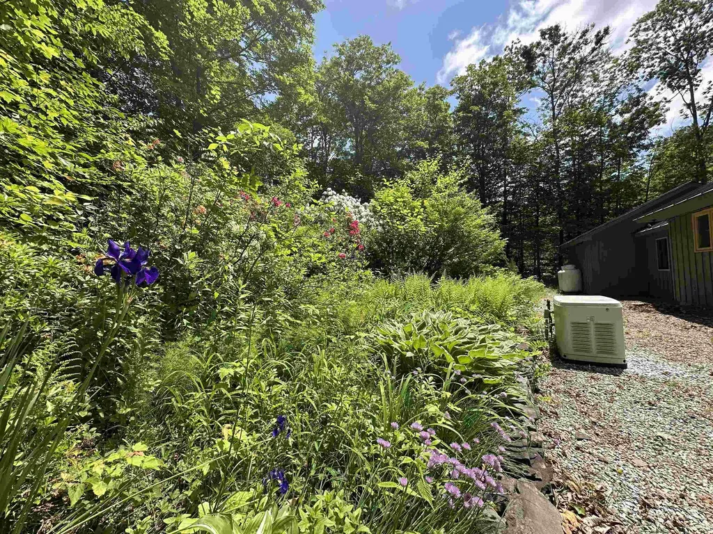 85 Slawson Road Weston VT 05161