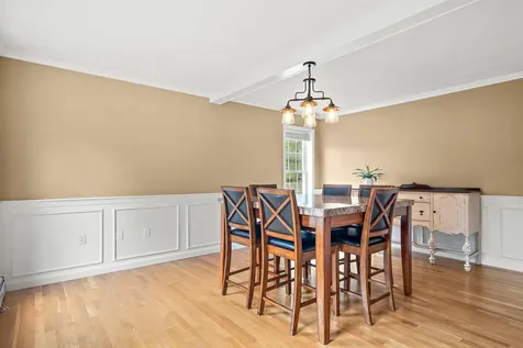 15 Quaker Lane Seabrook NH 03874