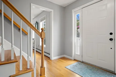 15 Quaker Lane Seabrook NH 03874