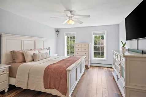 15 Quaker Lane Seabrook NH 03874