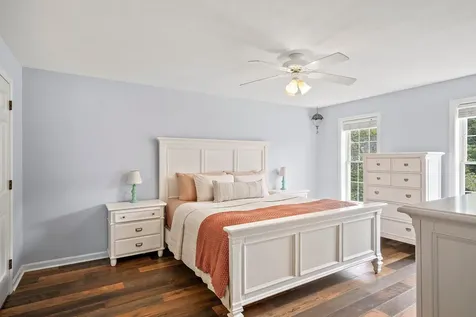 15 Quaker Lane Seabrook NH 03874