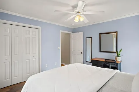 15 Quaker Lane Seabrook NH 03874