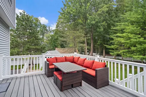 15 Quaker Lane Seabrook NH 03874