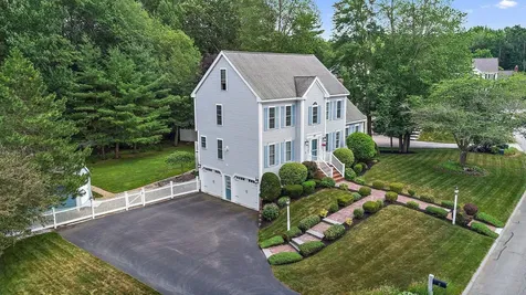 15 Quaker Lane Seabrook NH 03874