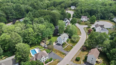 15 Quaker Lane Seabrook NH 03874