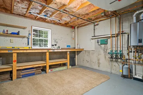 15 Quaker Lane Seabrook NH 03874