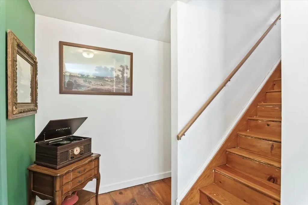 447 Farm Road Arlington VT 05250