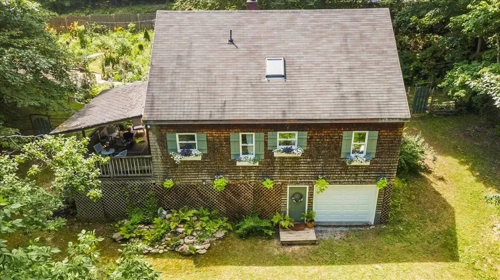 447 Farm Road Arlington VT 05250