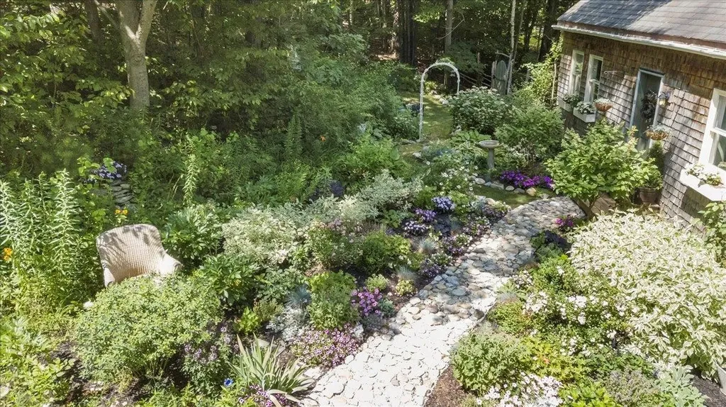 447 Farm Road Arlington VT 05250