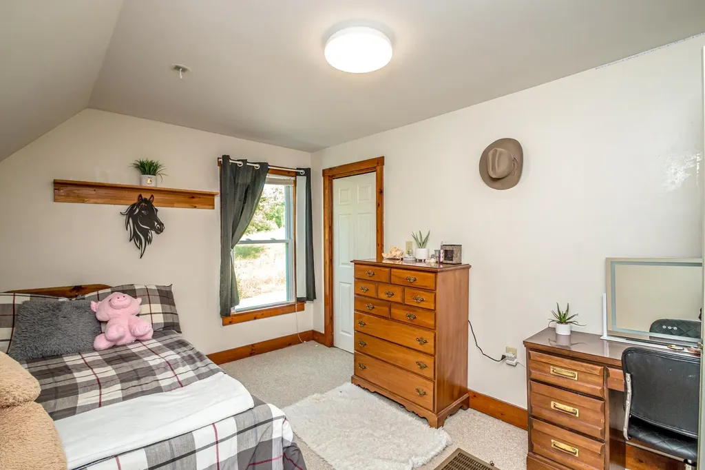 105 West Main Street Lunenburg VT 05906