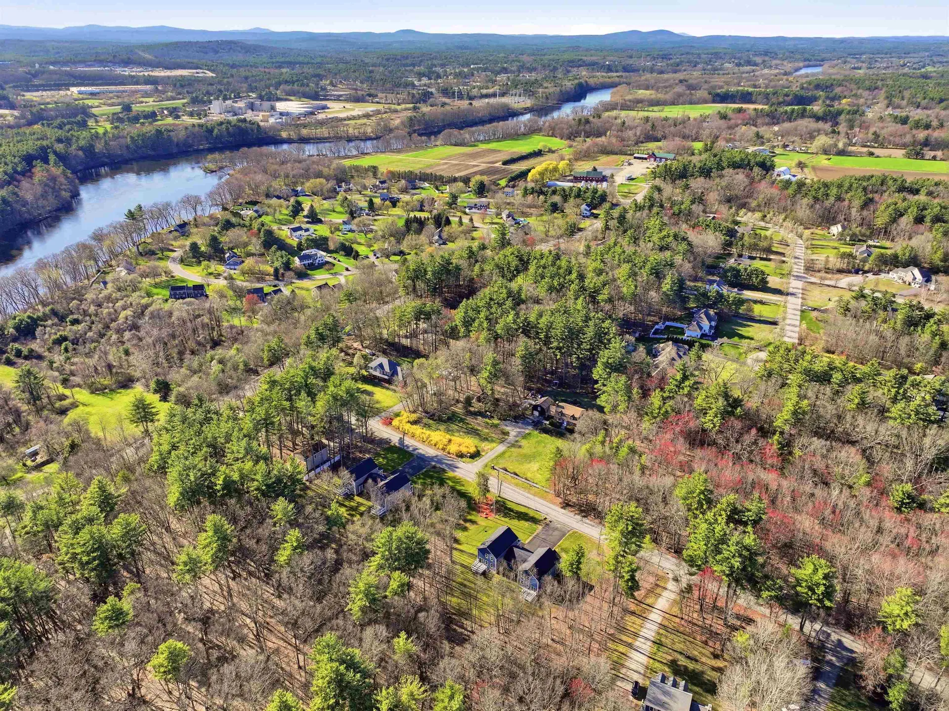 7 Talent Road Litchfield NH 03052