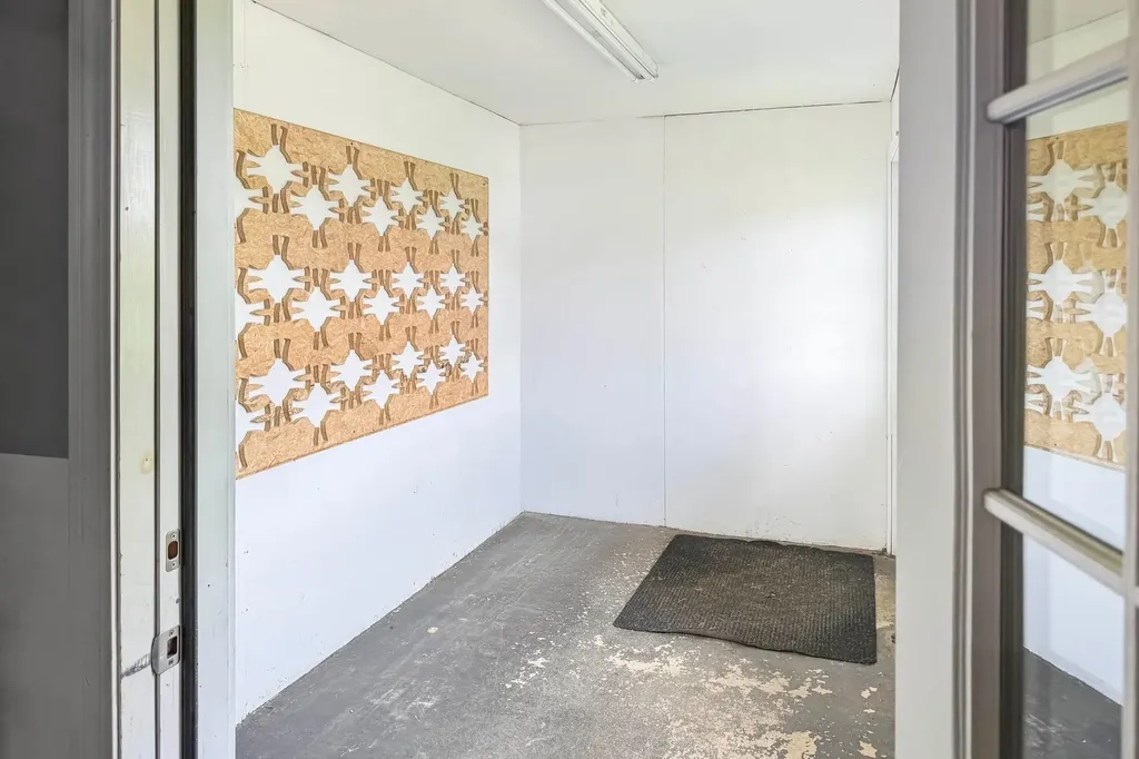 2631 North Grove Street Rutland City VT 05701