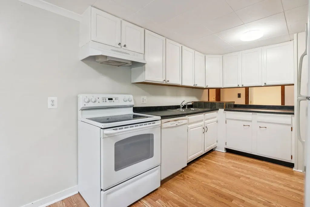 2 Brockway Road Hanover NH 03755