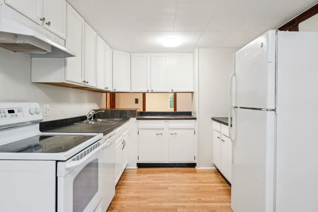 2 Brockway Road Hanover NH 03755