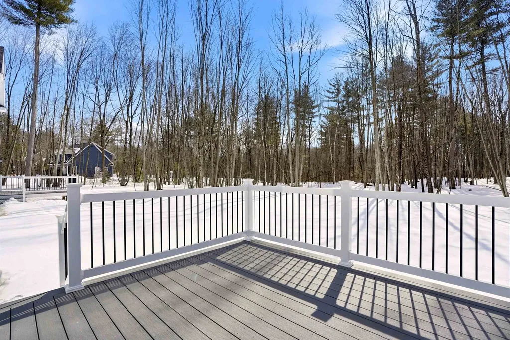 5 Talent Road Litchfield NH 03052