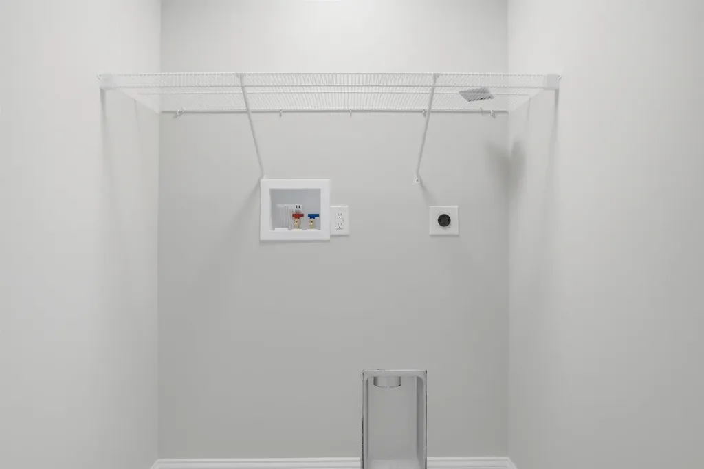 5 Talent Road Litchfield NH 03052