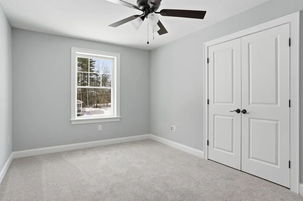 5 Talent Road Litchfield NH 03052