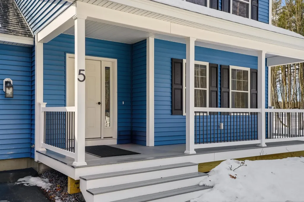 5 Talent Road Litchfield NH 03052