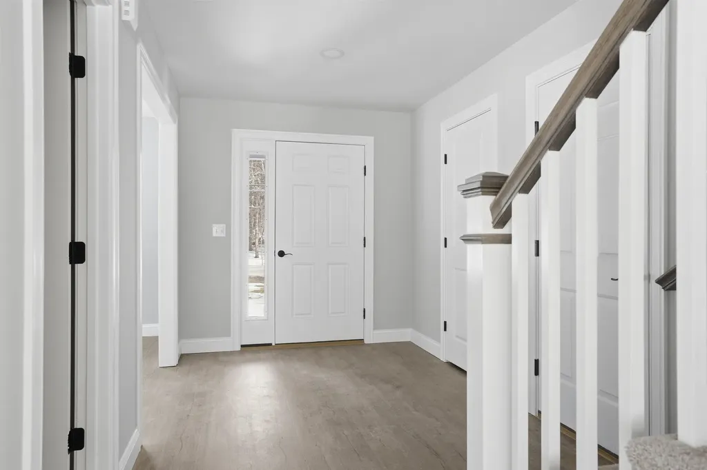 5 Talent Road Litchfield NH 03052