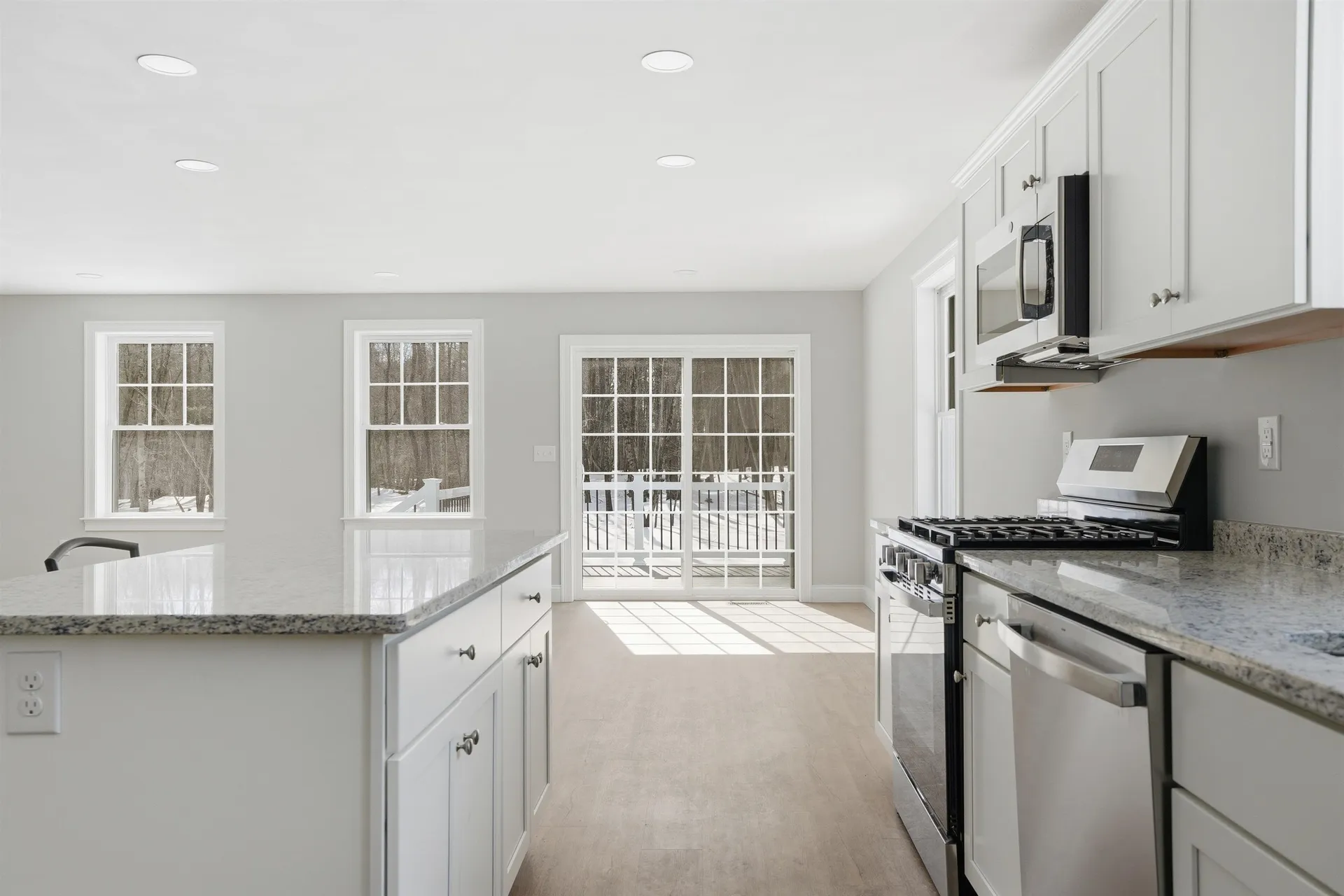 5 Talent Road Litchfield NH 03052