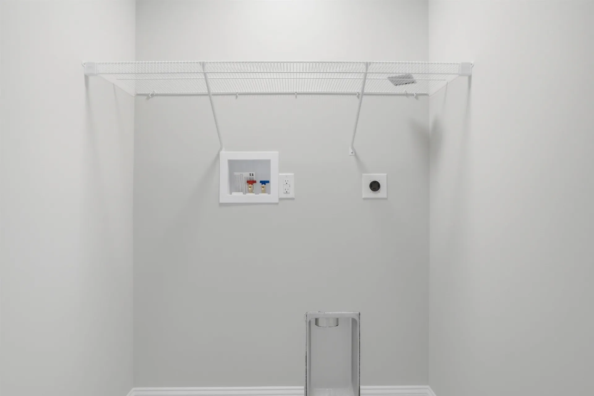 5 Talent Road Litchfield NH 03052