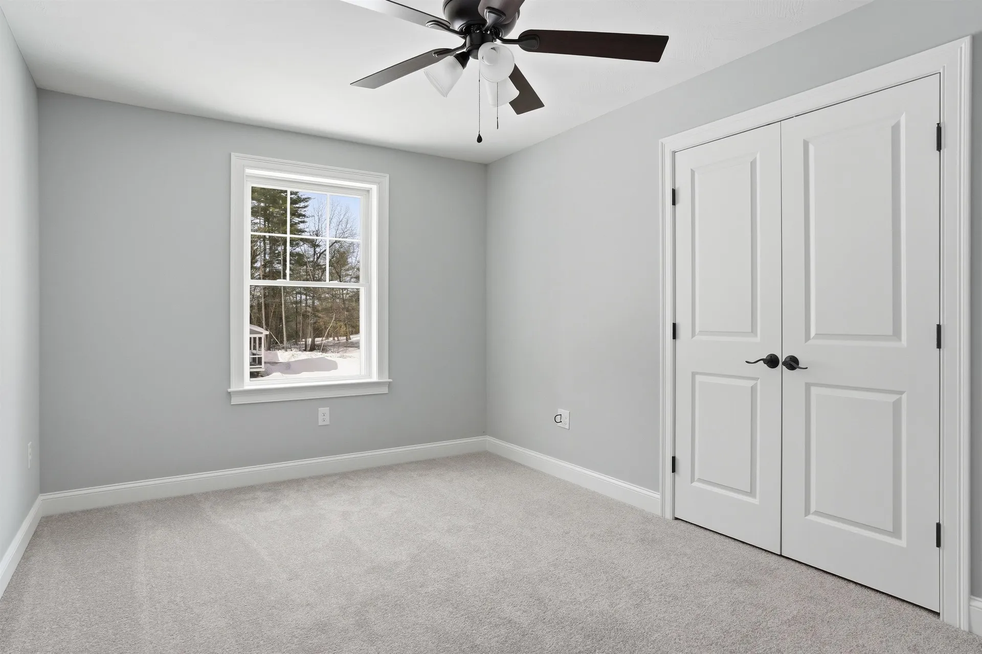 5 Talent Road Litchfield NH 03052