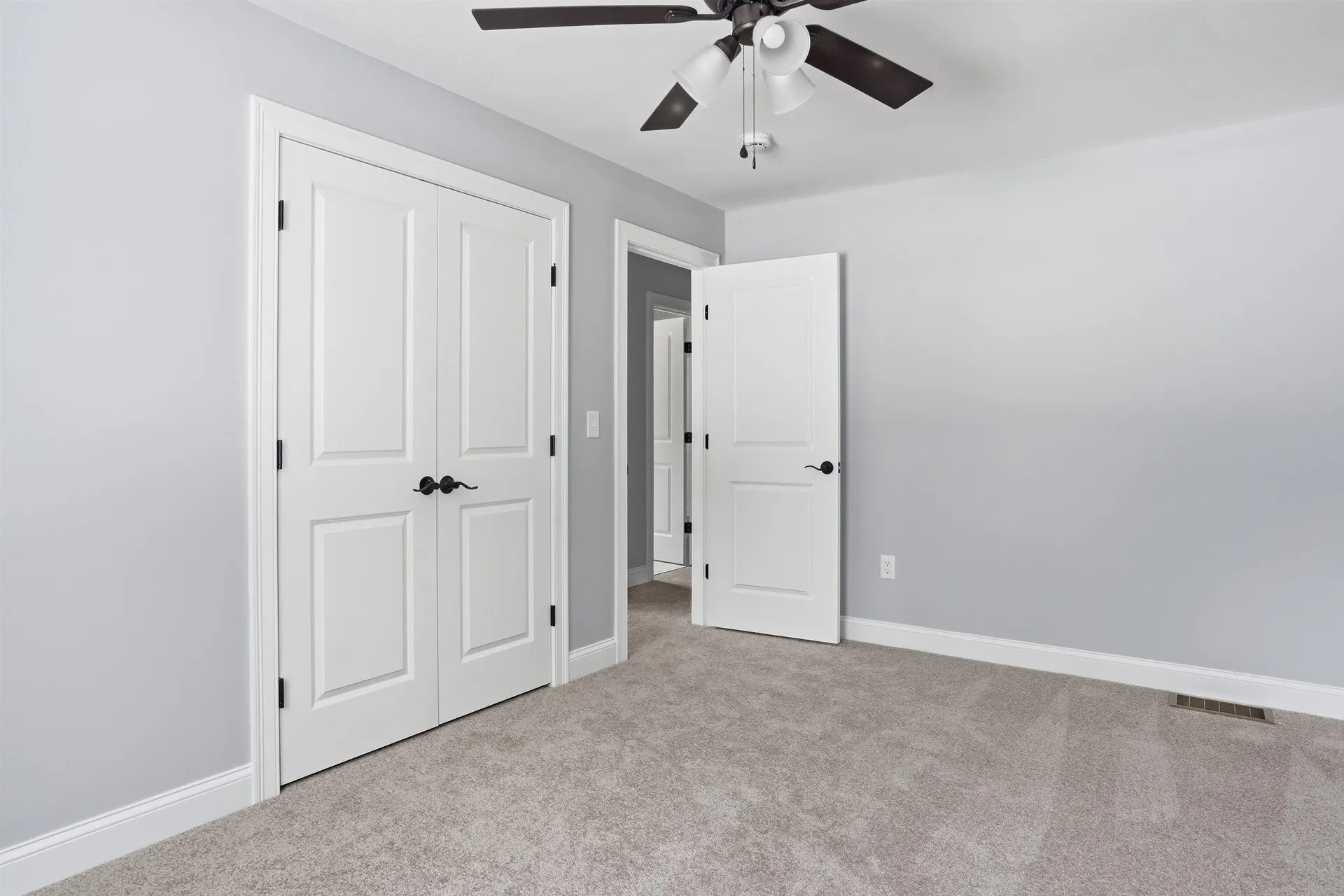 5 Talent Road Litchfield NH 03052