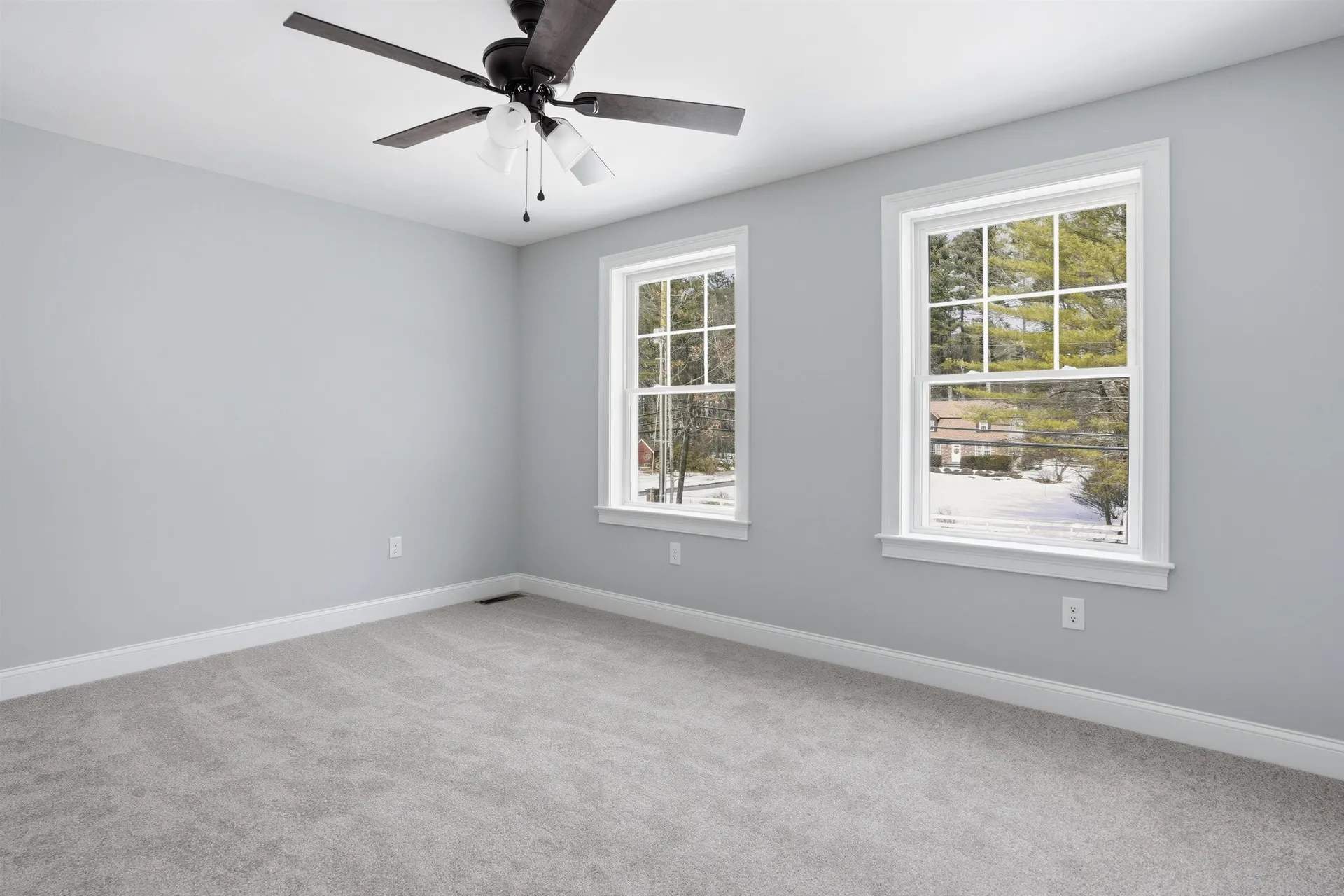 5 Talent Road Litchfield NH 03052