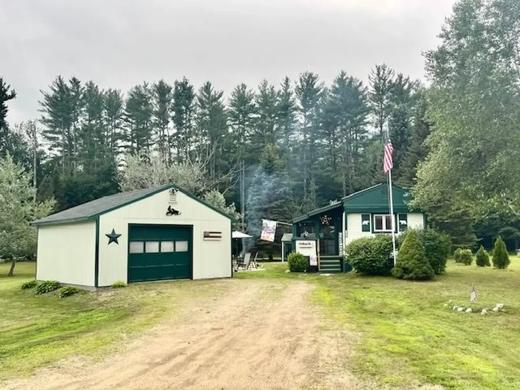 756 Whittier Road Tamworth NH 03886