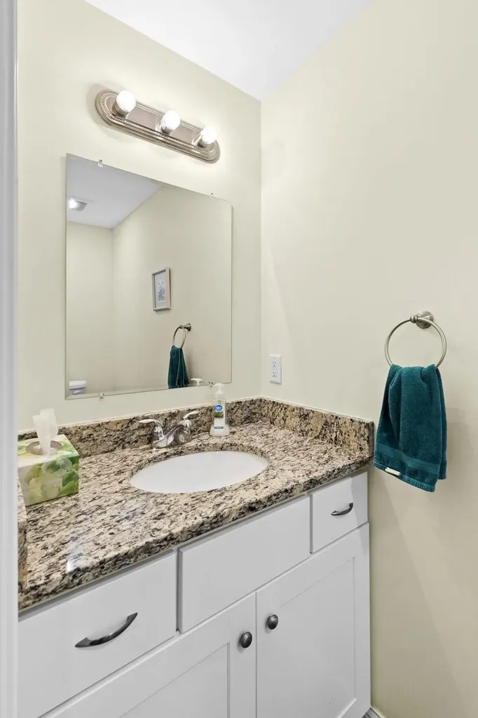 128 Ashworth Avenue Hampton NH 03842