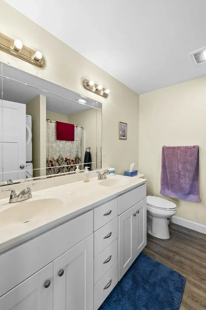 128 Ashworth Avenue Hampton NH 03842