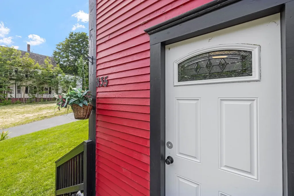 835 Western Avenue Berlin NH 03570