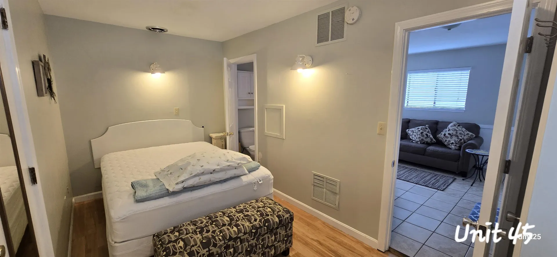 12 G Street Hampton NH 03842