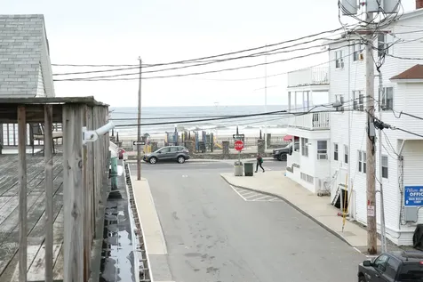 12 G Street Hampton NH 03842