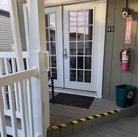 12 G Street Hampton NH 03842