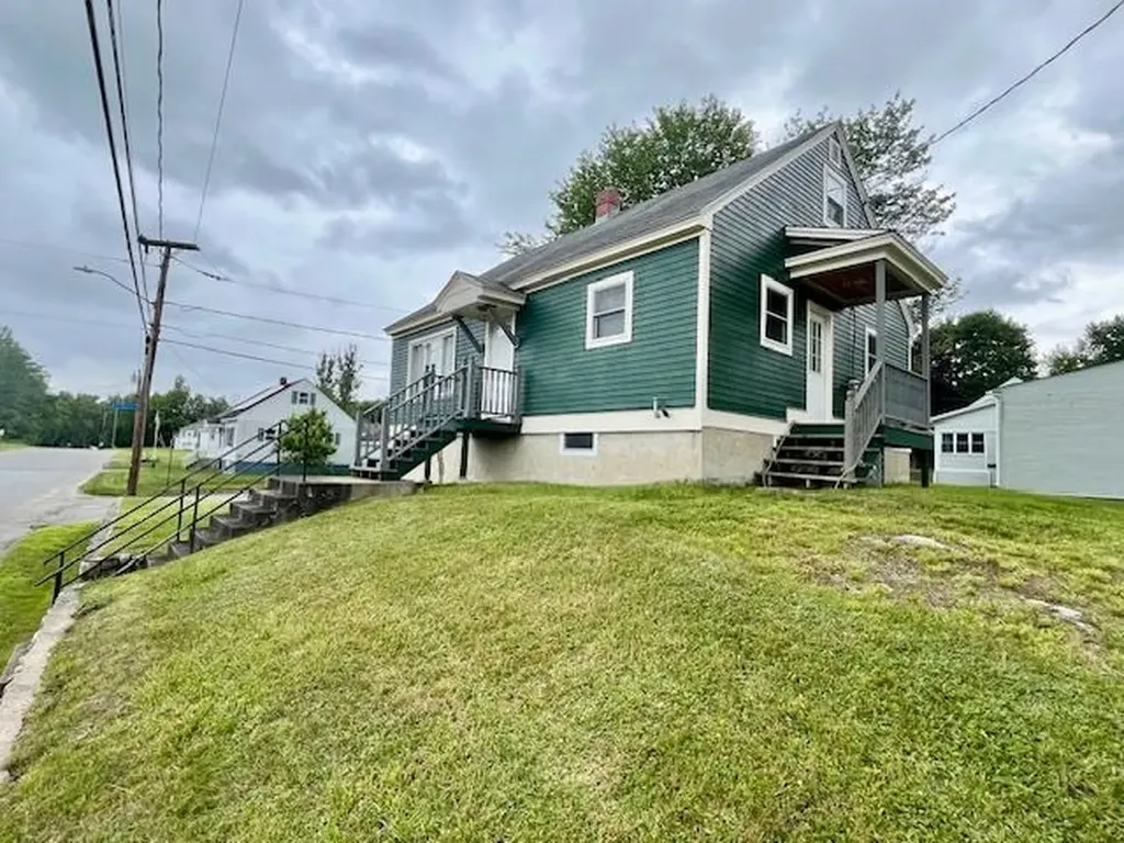 80 Maynesboro Street Berlin NH 03570